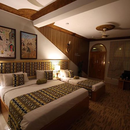 Hotel Oak Residency Gilgit Esterno foto