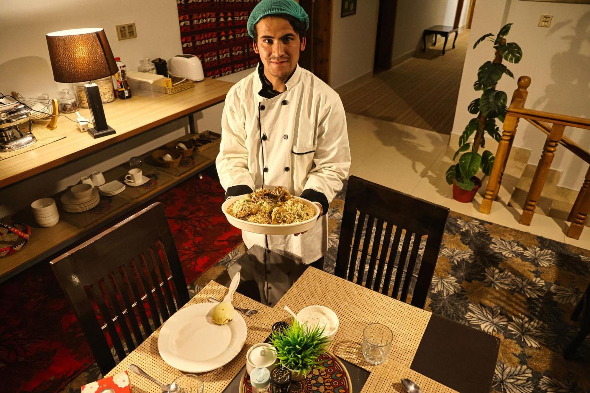 Hotel Oak Residency Gilgit Esterno foto