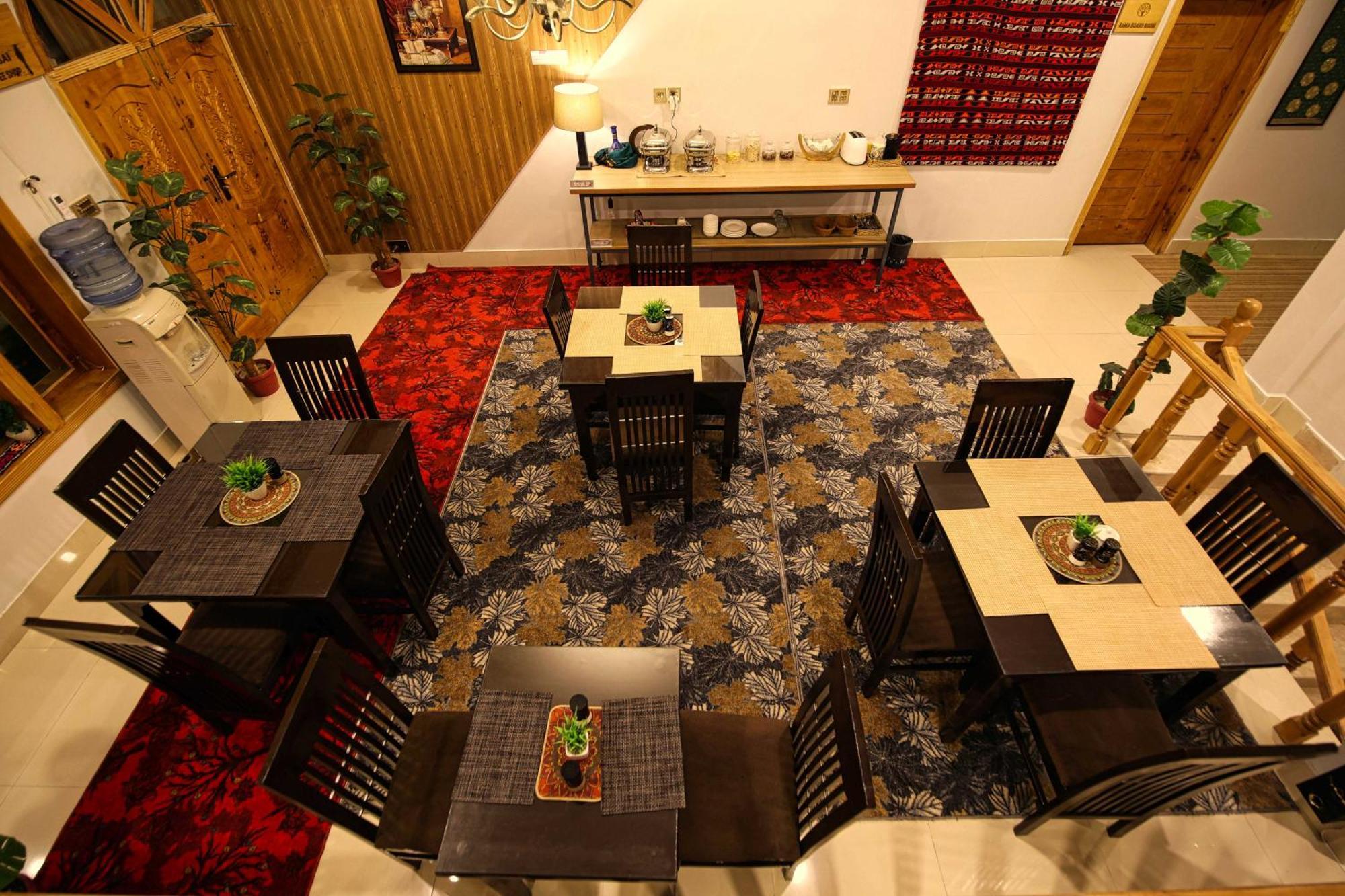 Hotel Oak Residency Gilgit Esterno foto