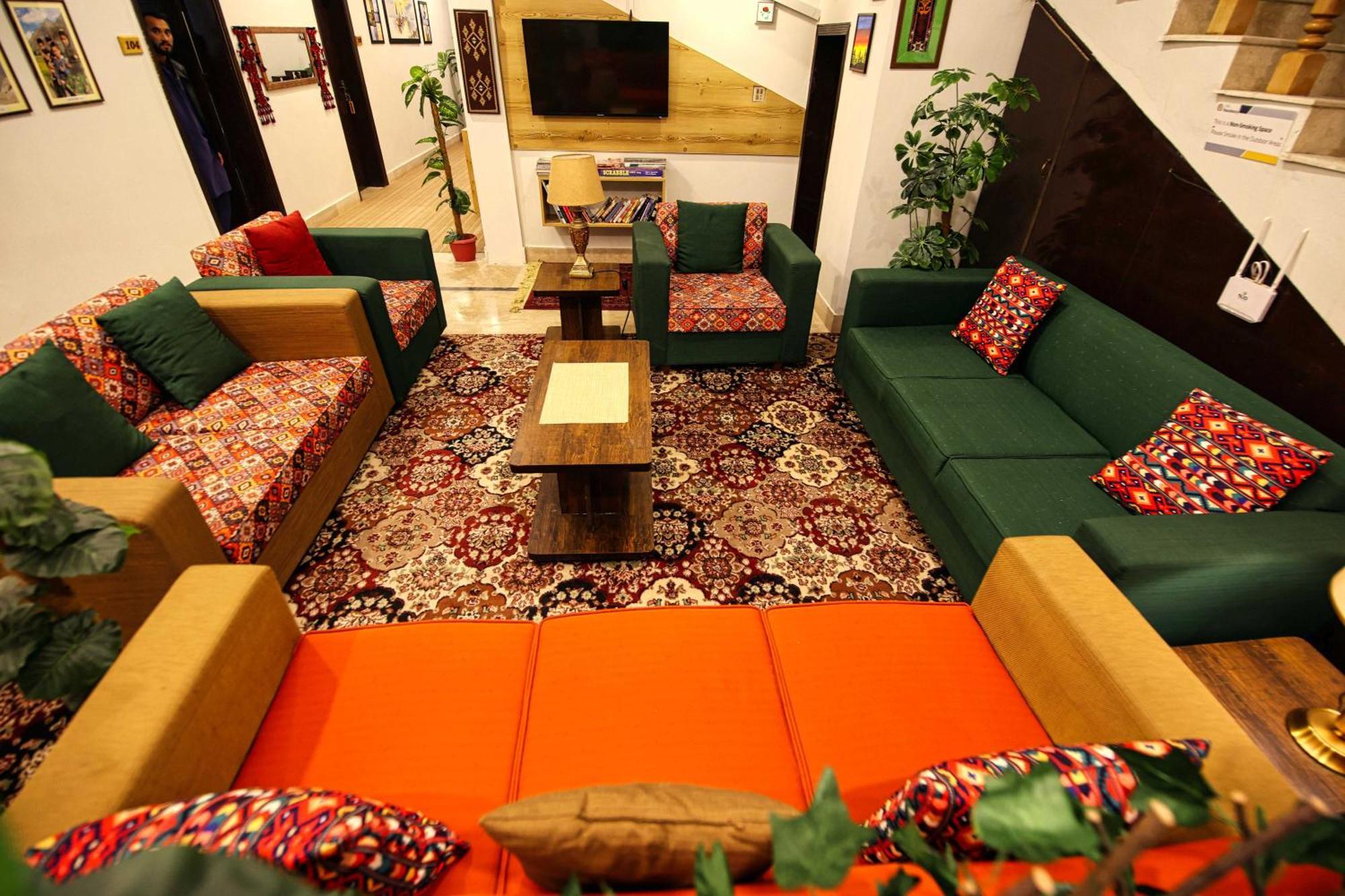 Hotel Oak Residency Gilgit Esterno foto