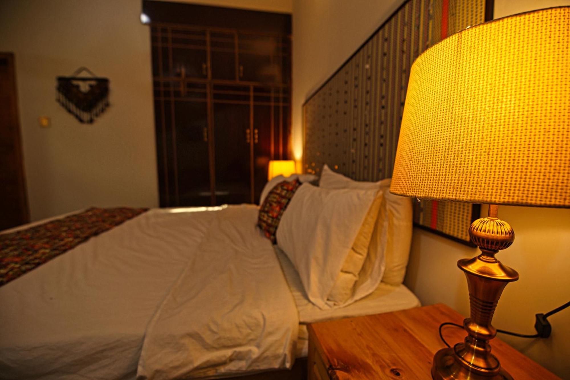 Hotel Oak Residency Gilgit Esterno foto